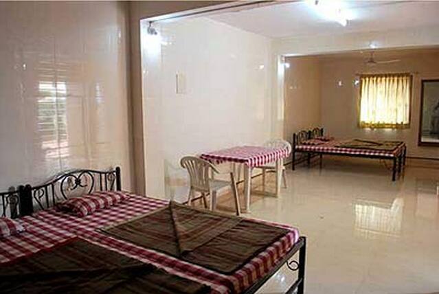 Gulmohar Bungalow, Satara 4